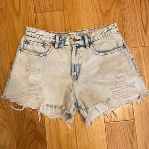 Abercrombie and Fitch boyfriend short Mid Rise